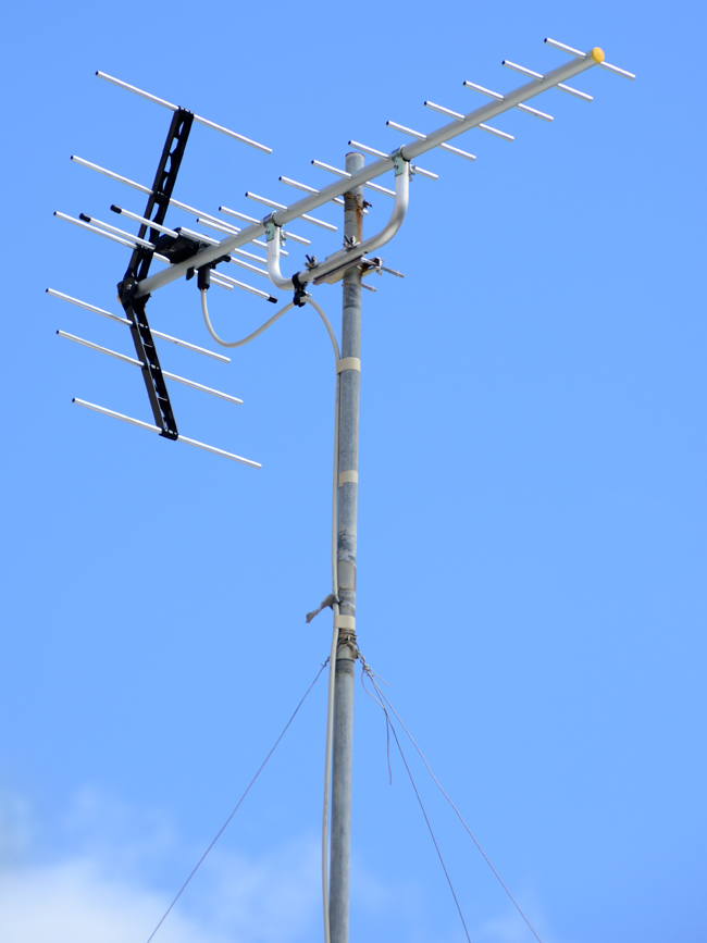 地上デジタルアンテナ(UHF)1方向屋根馬設置